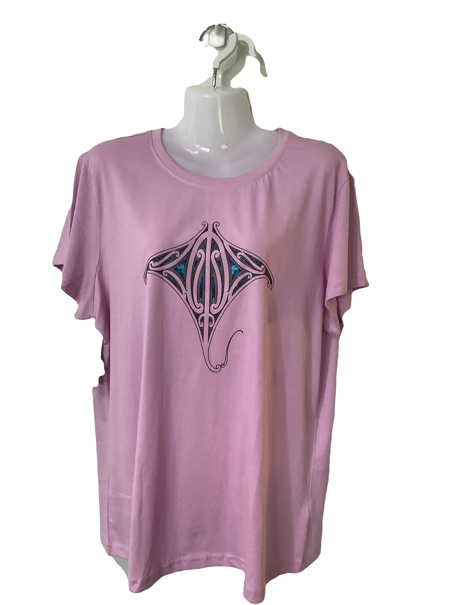 Sting ray Māori design cotton tee shirt